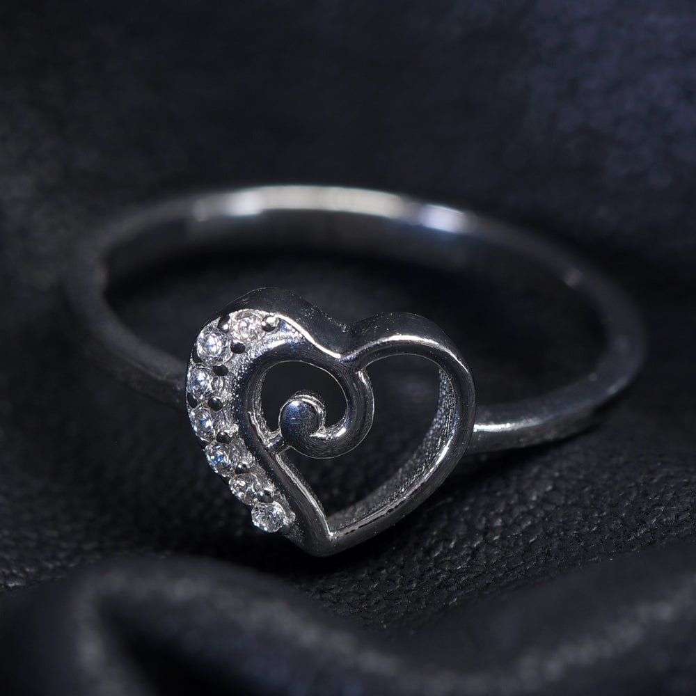 925 sterling silver heart shaped ring for women