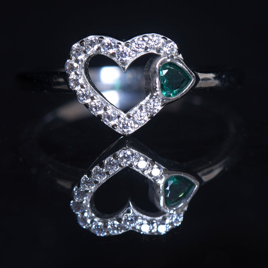 925 sterling silver ring Heart shaped Green colored cubic zirconia for women